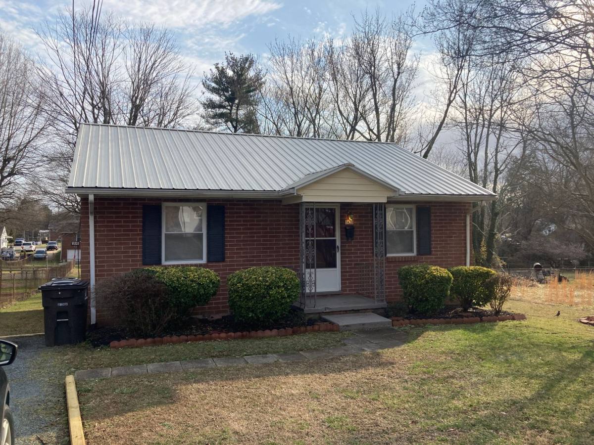 House for rent at 1420 Verdun St, Winston Salem, NC 27107
