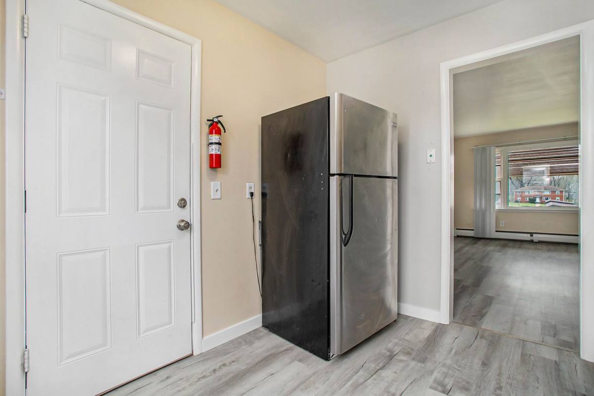 Apartment for rent at 103 Devon Ave #C1, Kalamazoo, MI 49004