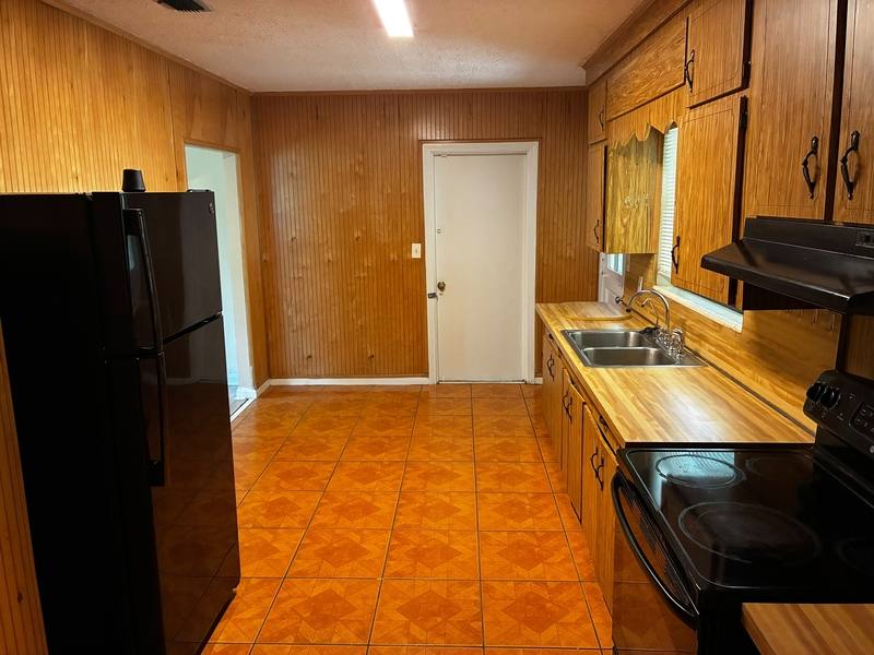 House for rent at 7022 Linda Dr, Jacksonville, FL 32208