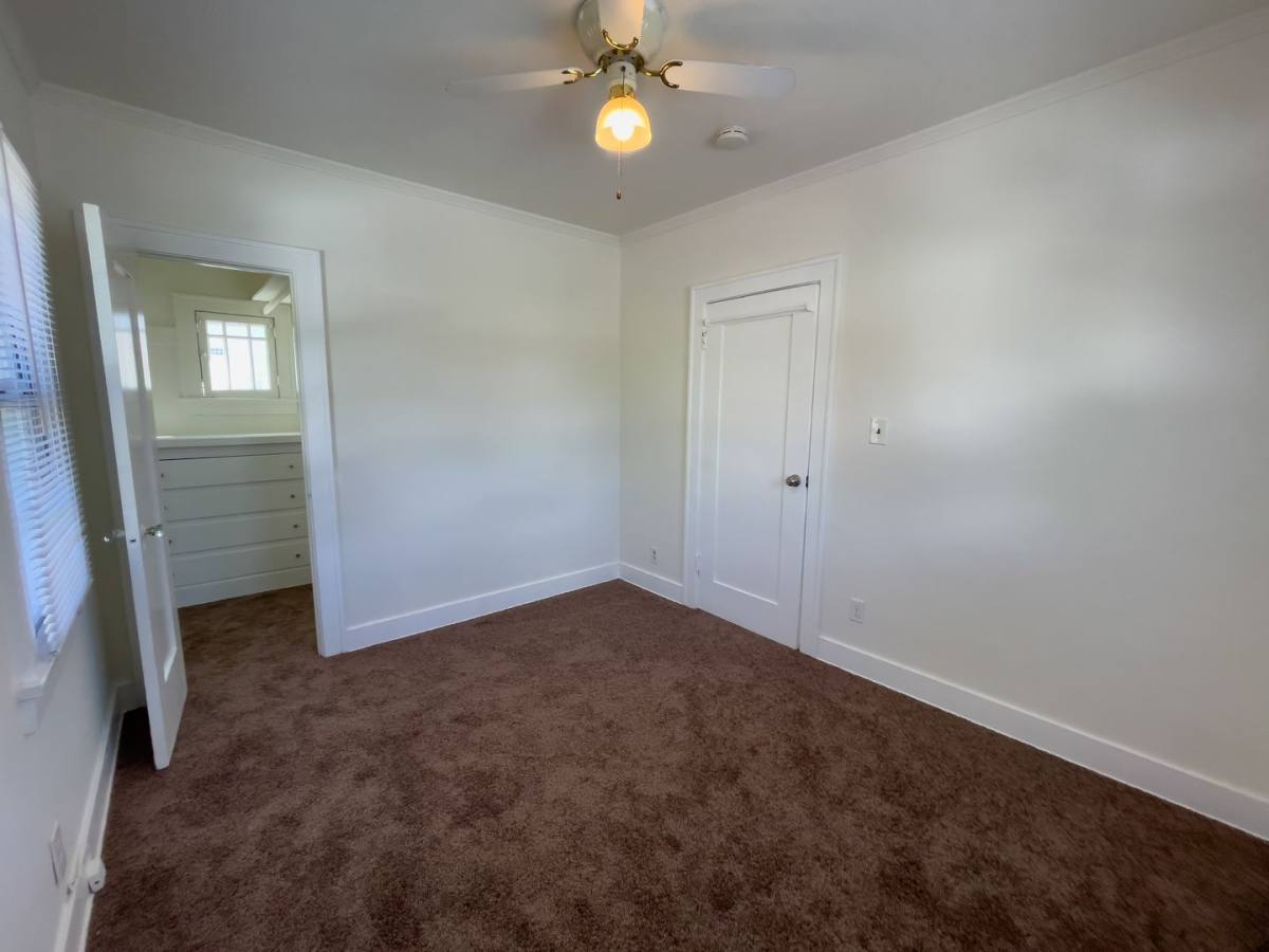 Apartment for rent at 803 Lindaraxa Park N, Alhambra, CA 91801