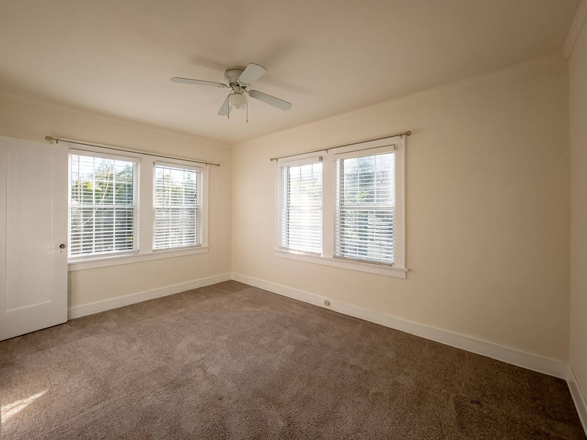 Apartment for rent at 803 Lindaraxa Park N, Alhambra, CA 91801
