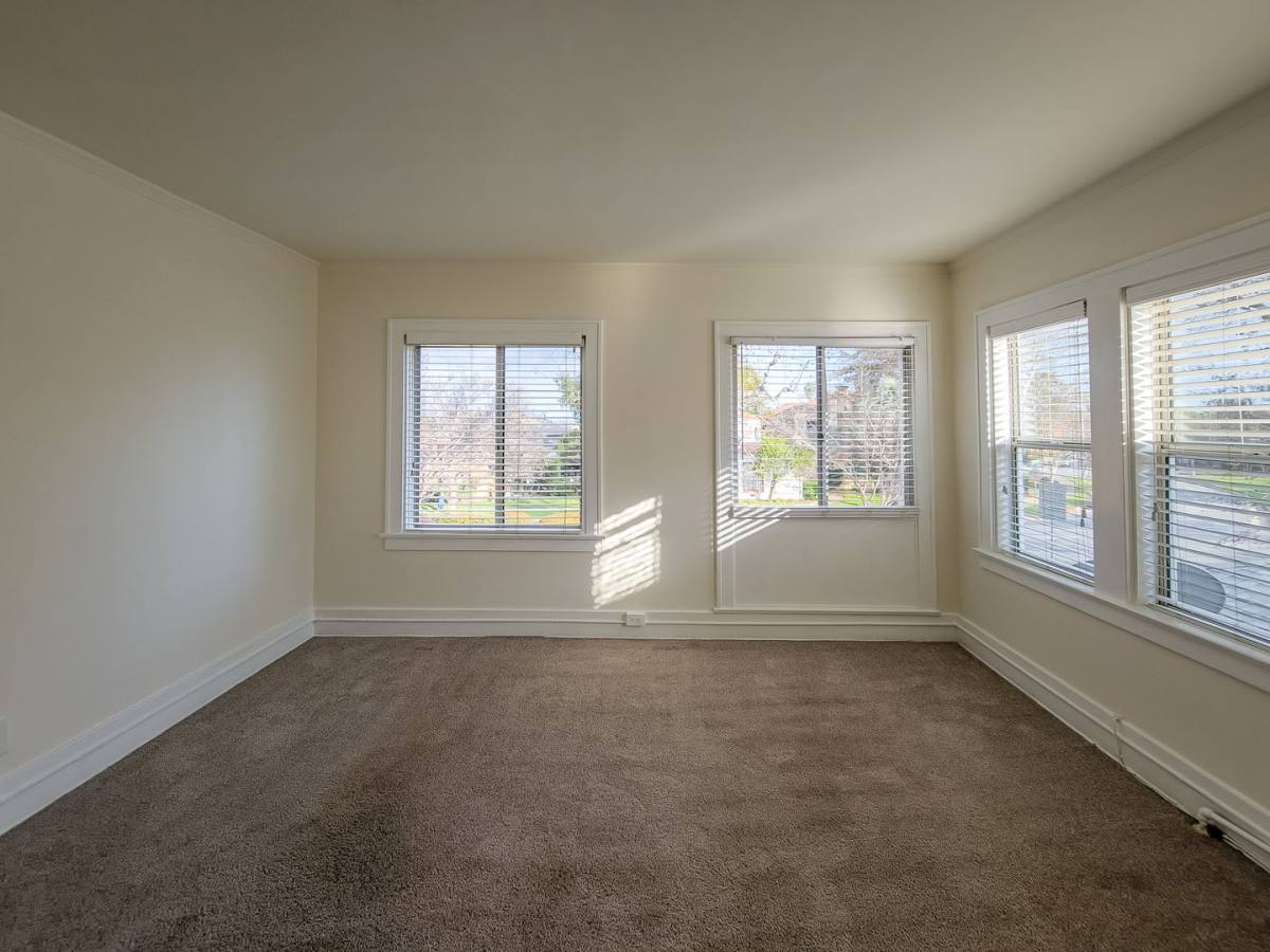 Apartment for rent at 803 Lindaraxa Park N, Alhambra, CA 91801