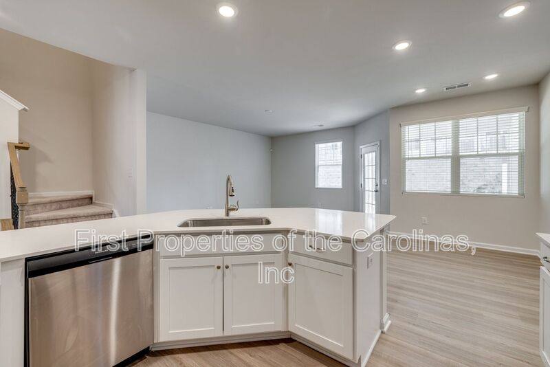 Townhouse for rent at 807 Gable Oak Lane, Fort Mill, SC 29708