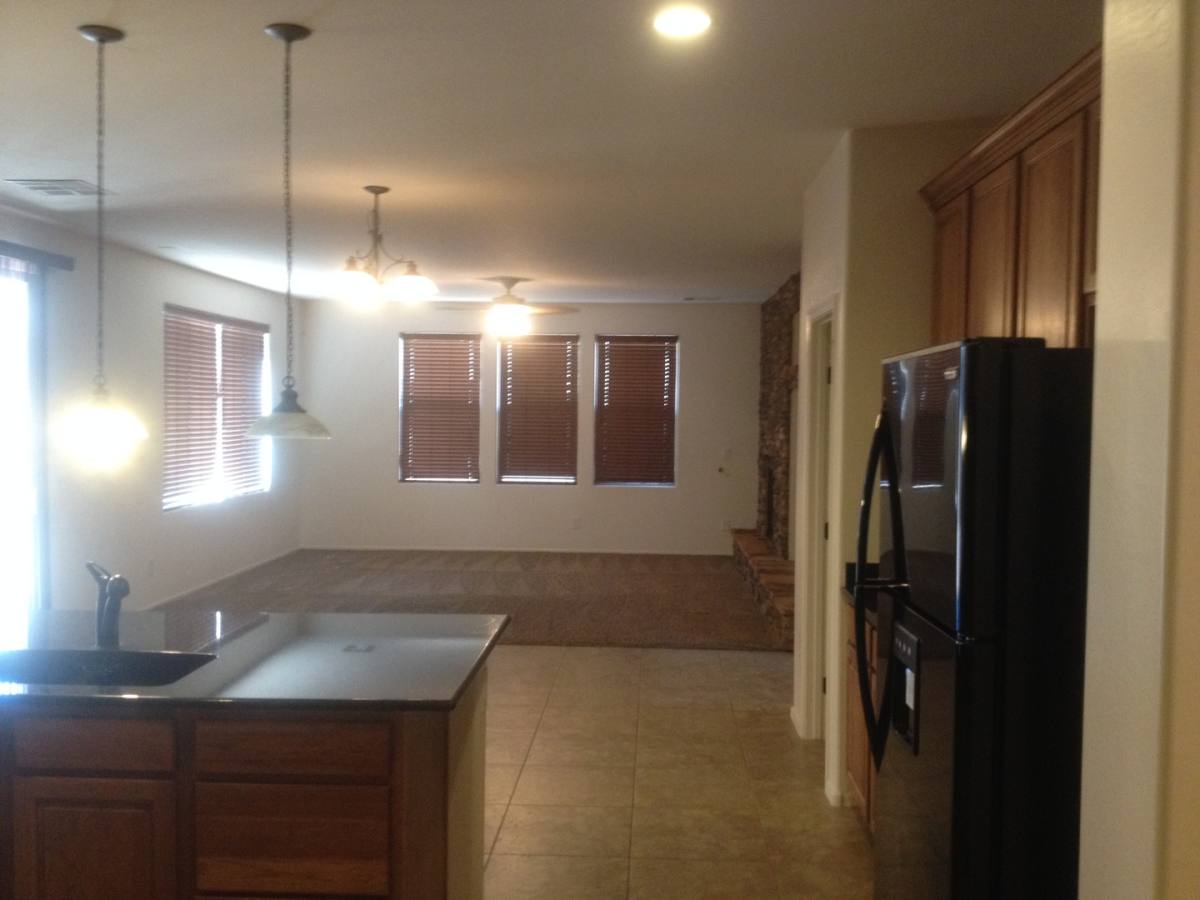 House for rent at 1922 S Sunnyvale Ave, Gilbert, AZ 85295