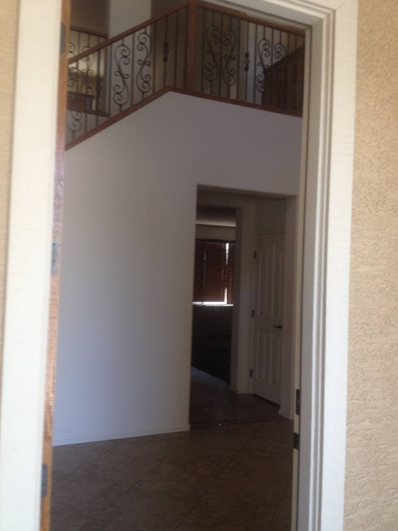 House for rent at 1922 S Sunnyvale Ave, Gilbert, AZ 85295