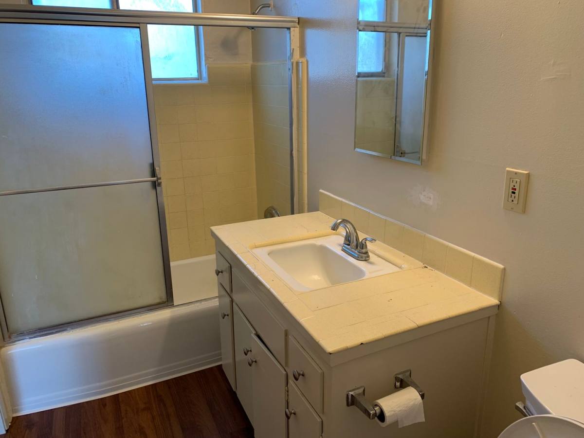 Apartment for rent at 6367 Bollinger Rd, Cupertino, CA 95014