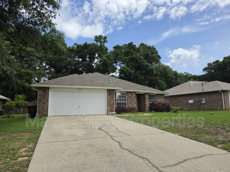 House for rent at 5963 Ashton Woods Circle, Milton, FL 32570