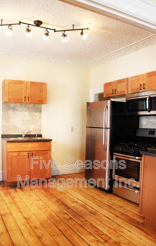 Apartment for rent at 40 Intervale Ave #1, Burlington, VT 05401