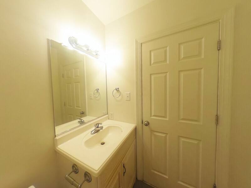 Apartment for rent at 302 N Goshen St #102, Richmond, VA 23220