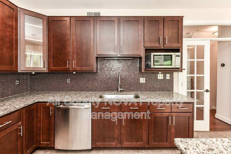 Townhouse for rent at 6006 Kelsey Court, Falls Church, VA 22044
