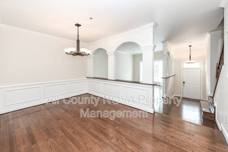 Townhouse for rent at 6006 Kelsey Court, Falls Church, VA 22044