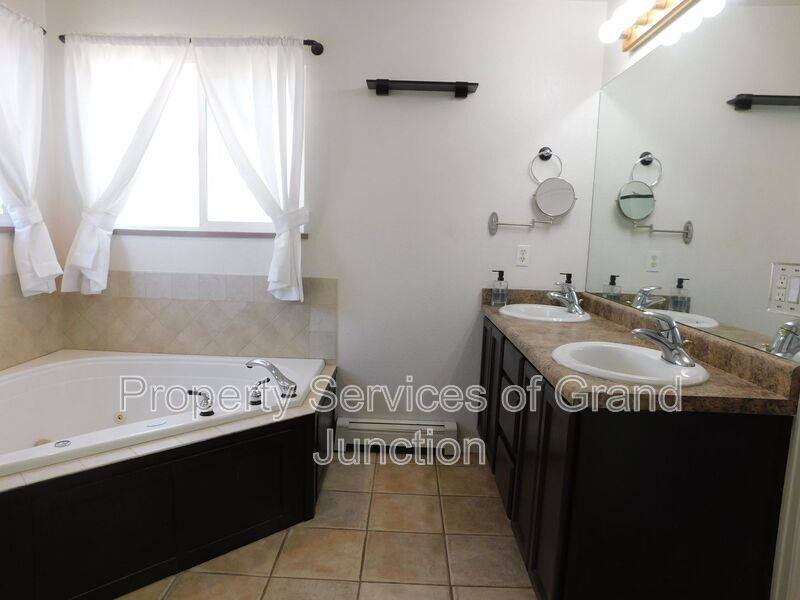 House for rent at 502 Garnet Dr, Fruita, CO 81521