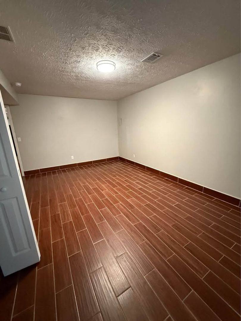 Townhouse for rent at 172 S Killarney Lane, Richmond, KY 40475