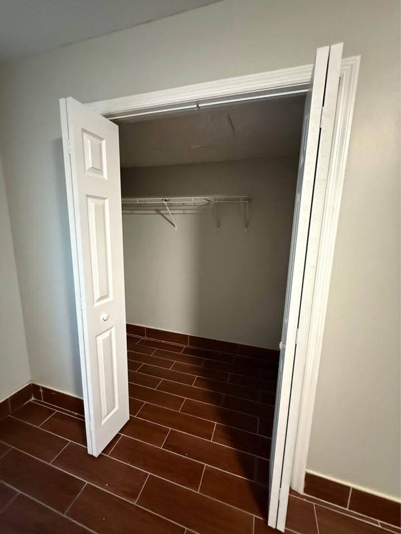 Townhouse for rent at 172 S Killarney Lane, Richmond, KY 40475