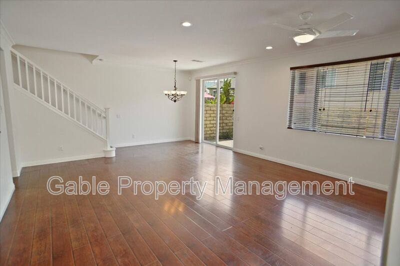 Townhouse for rent at 28371 Mirabelle Lane, Santa Clarita, CA 91350