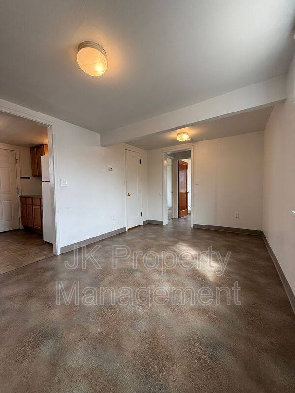 Apartment for rent at 1824 6th Ave N, Great Falls, MT 59401