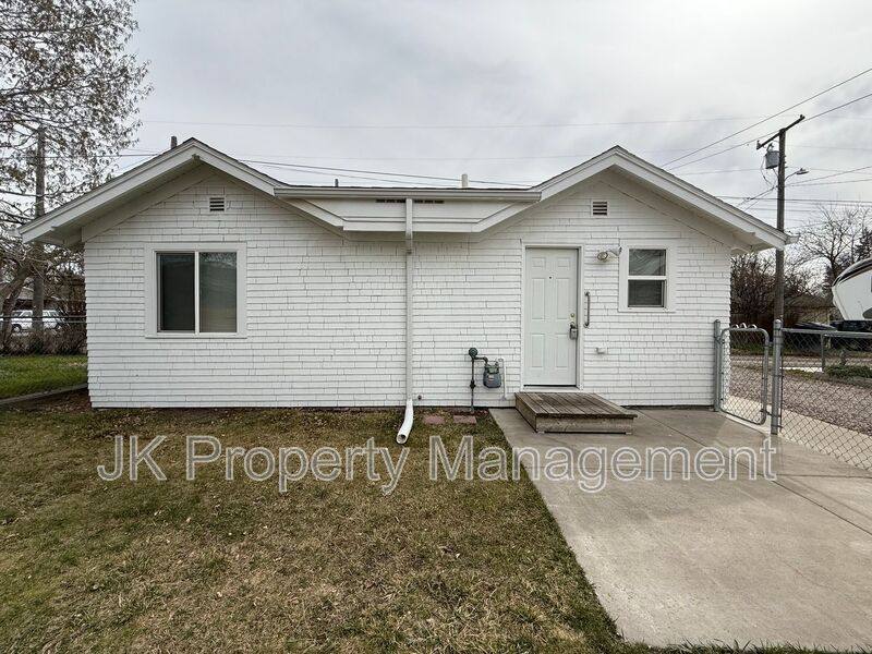 Apartment for rent at 1824 6th Ave N, Great Falls, MT 59401