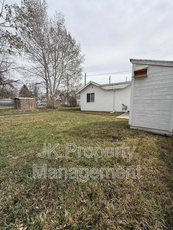 Apartment for rent at 1824 6th Ave N, Great Falls, MT 59401