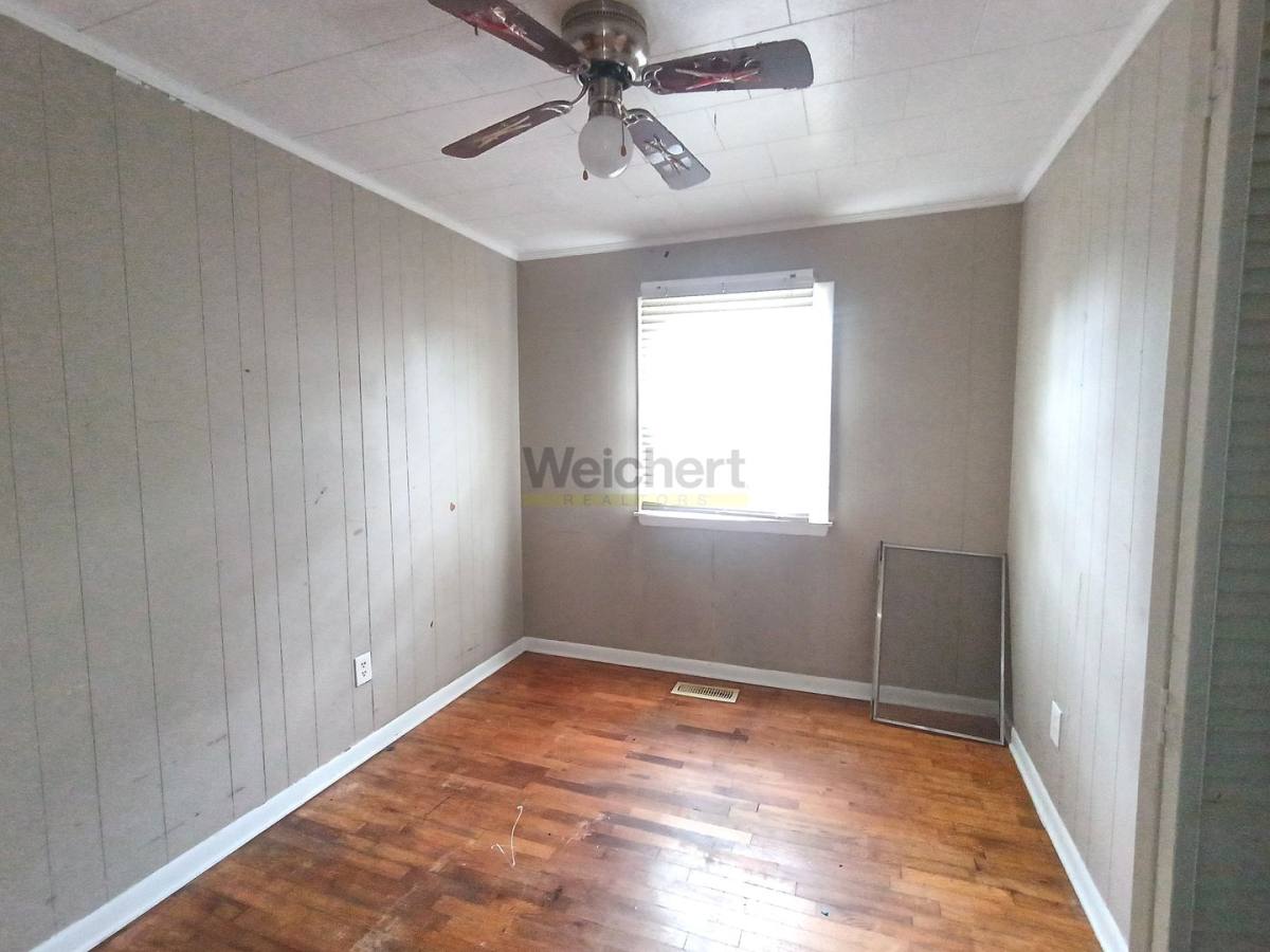 House for rent at 809 Thomas St, Paragould, AR 72450