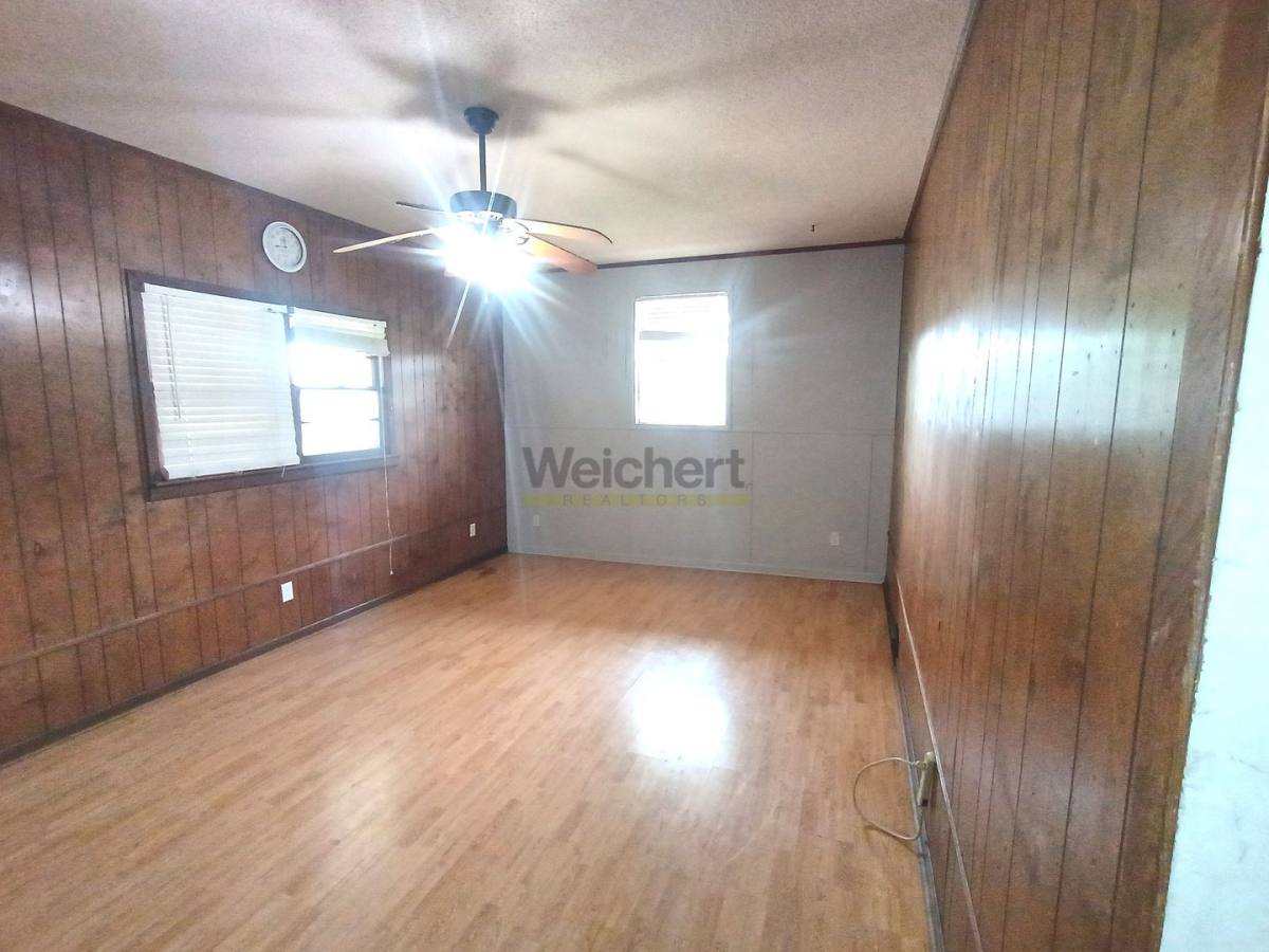 House for rent at 809 Thomas St, Paragould, AR 72450