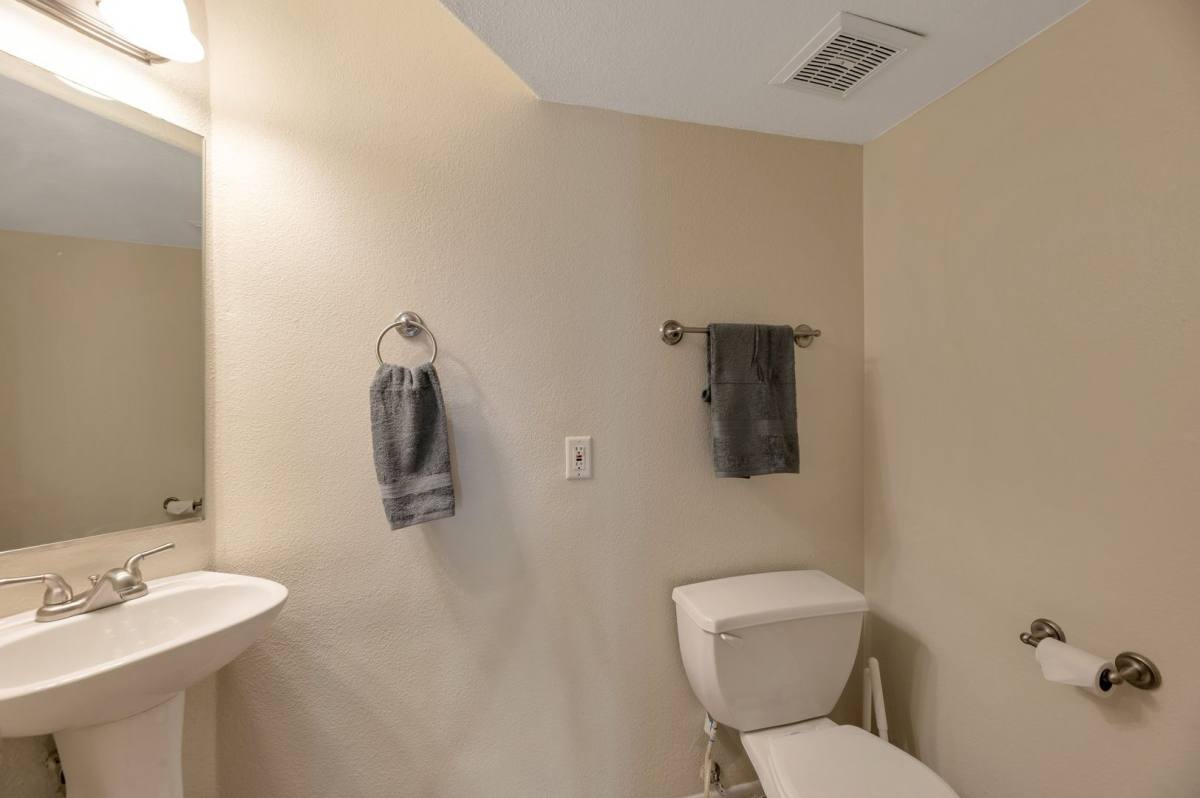 Condo for rent at 885 N Granite Reef Rd, Scottsdale, AZ 85257