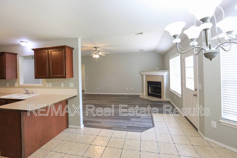 House for rent at 1907 SW Columbus Rd, Bentonville, AR 72713