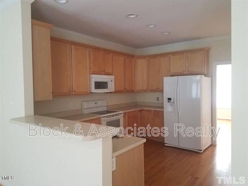Townhouse for rent at 6922 Ray Rd, Raleigh, NC 27613