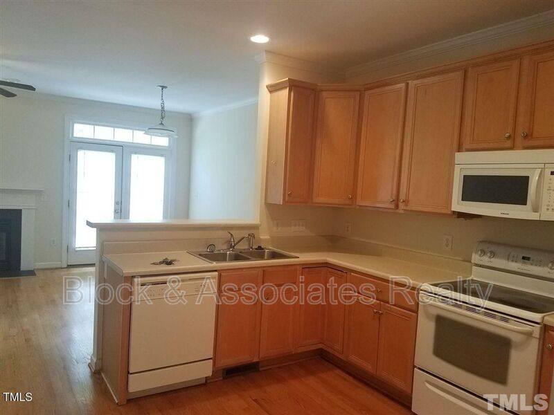 Townhouse for rent at 6922 Ray Rd, Raleigh, NC 27613