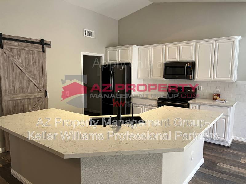 House for rent at 7732 W Ocotillo Rd, Glendale, AZ 85303