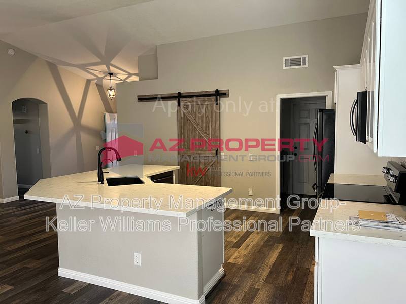 House for rent at 7732 W Ocotillo Rd, Glendale, AZ 85303