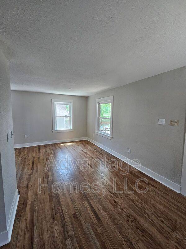 House for rent at 4619 Bell, Kansas City, MO 64112
