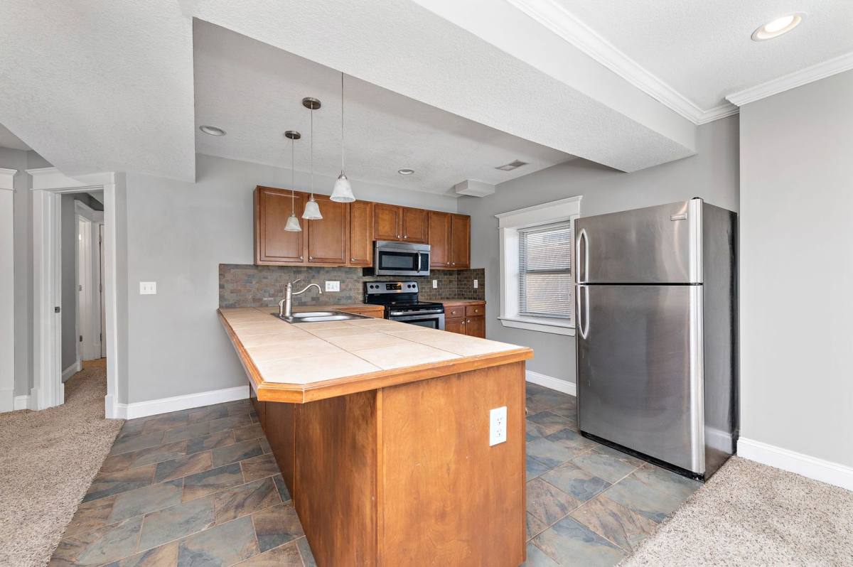 Apartment for rent at 218 W 34th St, Kansas City, MO 64111
