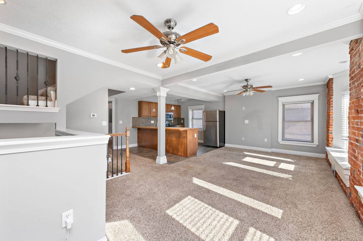 Apartment for rent at 218 W 34th St, Kansas City, MO 64111