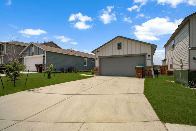 House for rent at 4127 Ivy Path, Saint Hedwig, TX 78152