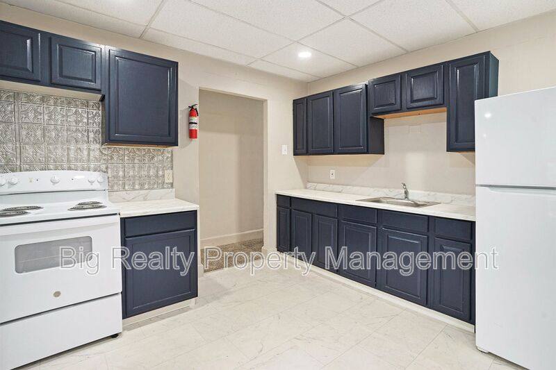 Apartment for rent at 40 E 3rd St #2, Pottstown, PA 19464