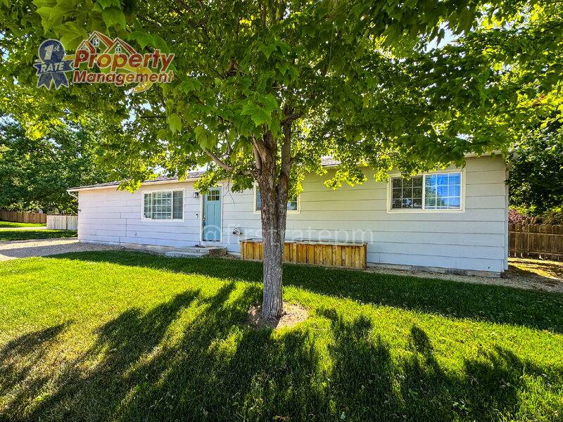 House for rent at 7703 Mistyglen Ave, Boise, ID 83709