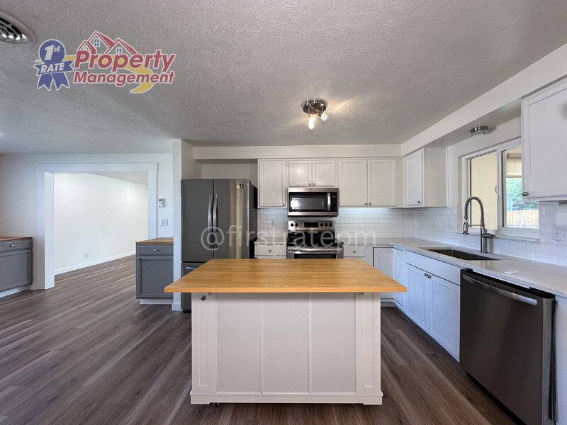 House for rent at 7703 Mistyglen Ave, Boise, ID 83709