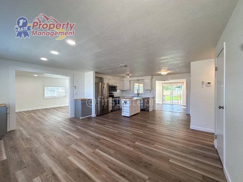 House for rent at 7703 Mistyglen Ave, Boise, ID 83709