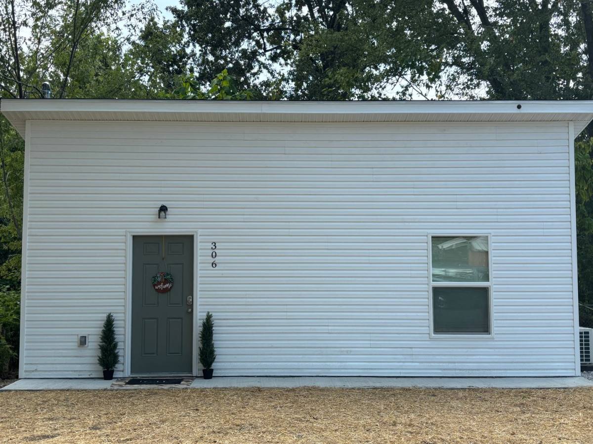 House for rent at 306 W Forest Adu, Columbia, MO 65203