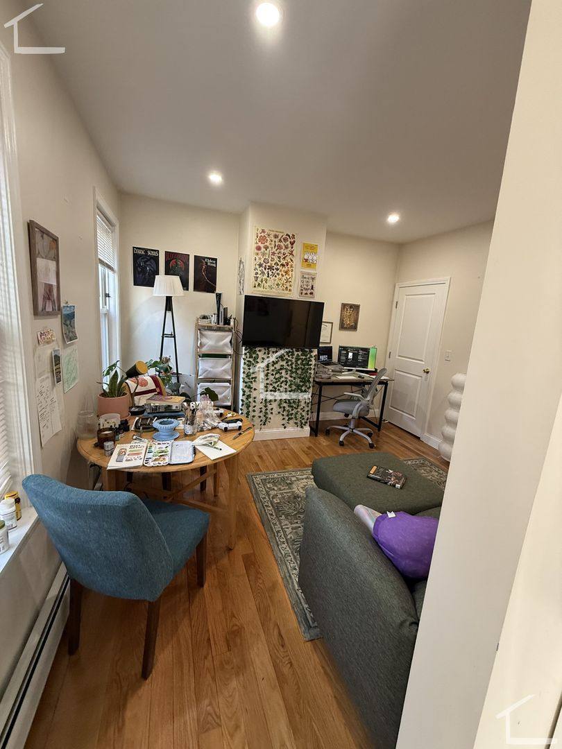 House for rent at 47B Cameron, Brookline, MA 02446