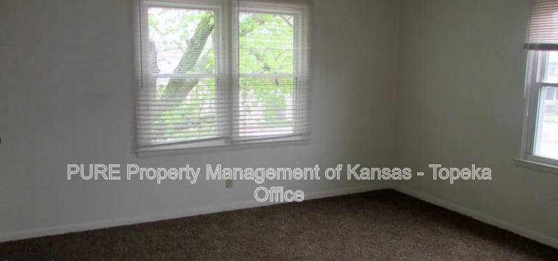 Apartment for rent at 1239 SW Oakley Ave #3, Topeka, KS 66604