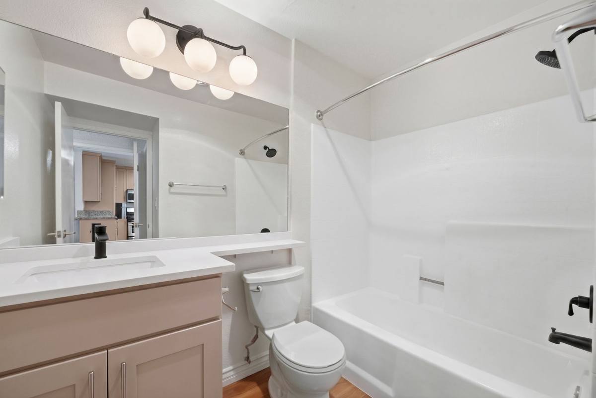 Apartment for rent at 832 Croft Ave, West Hollywood, CA 90069