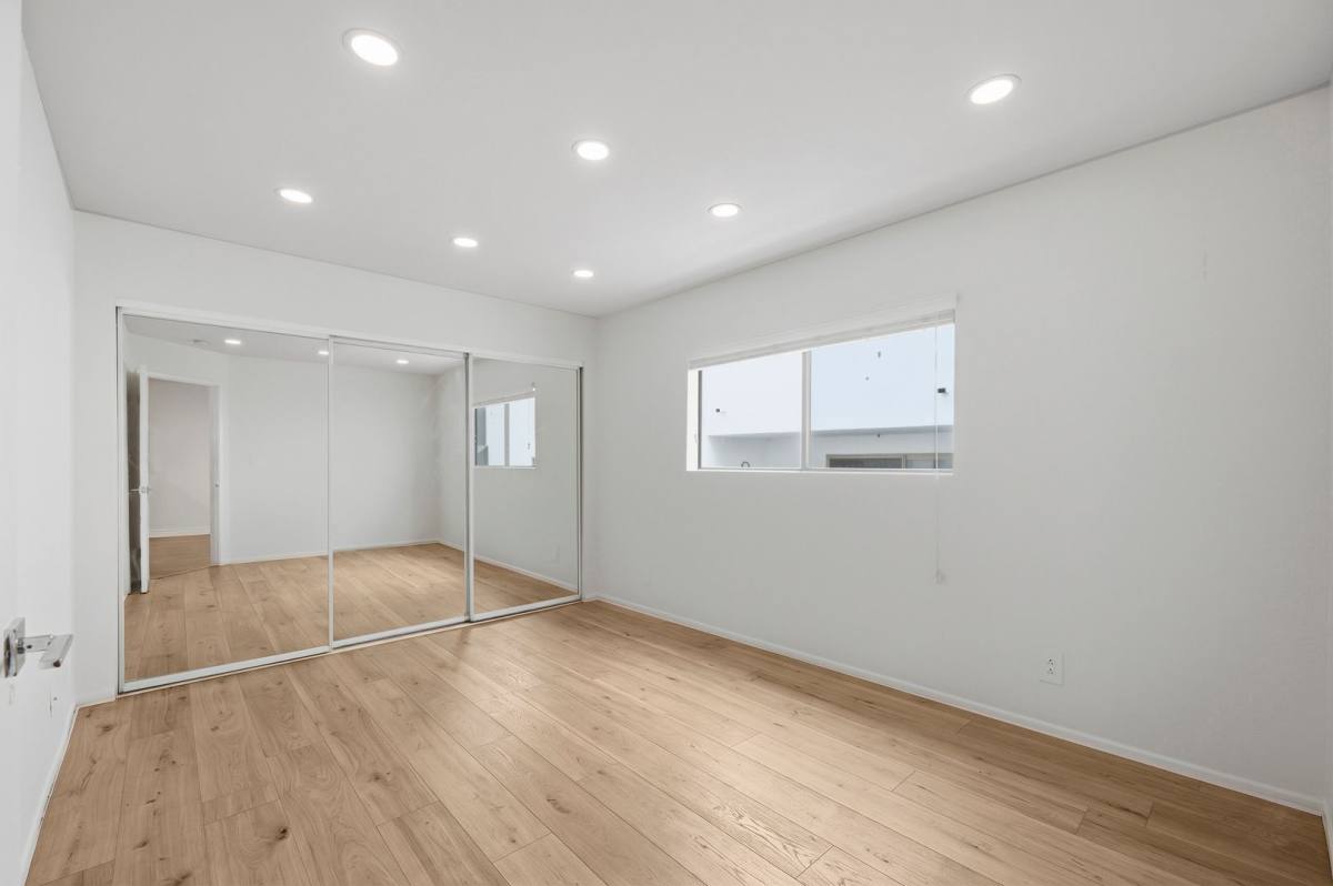 Apartment for rent at 832 Croft Ave, West Hollywood, CA 90069