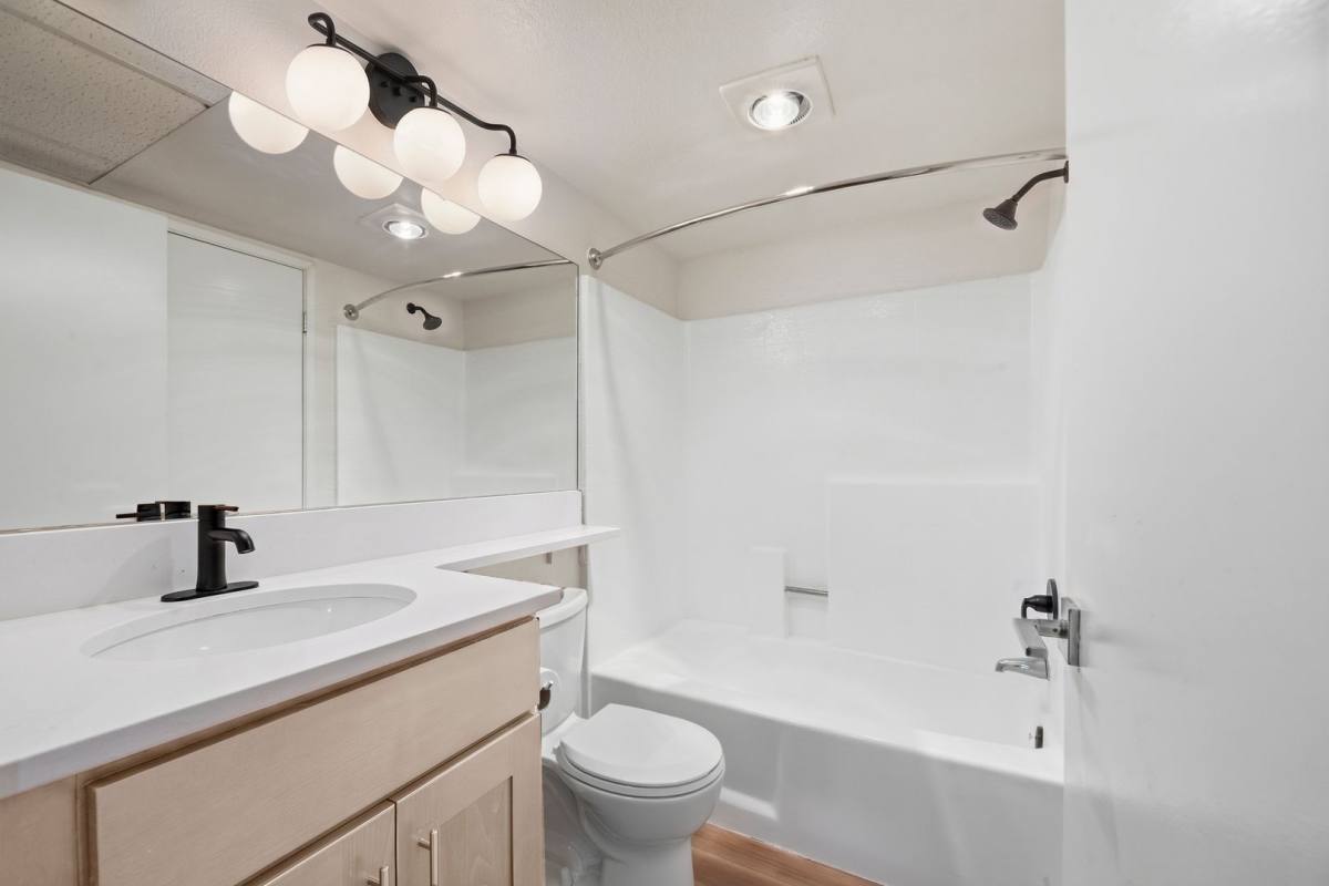 Apartment for rent at 832 Croft Ave, West Hollywood, CA 90069