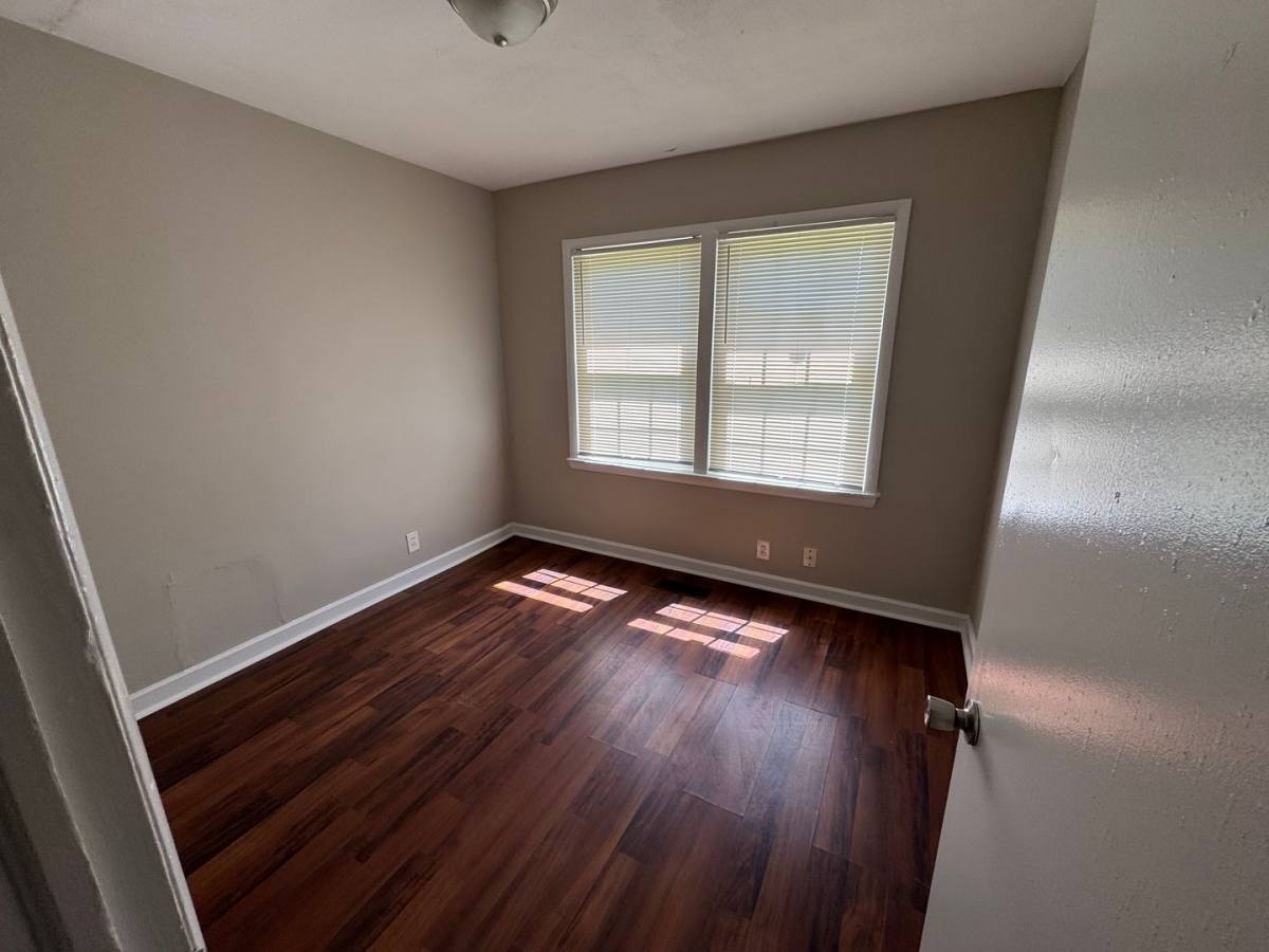 House for rent at 1103 McArthur Ave, Charlotte, NC 28206