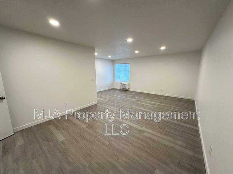 Apartment for rent at 498 E Fort Union Blvd, Midvale, UT 84047