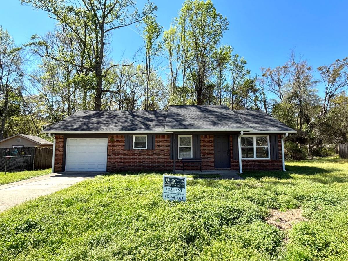 House for rent at 184 Sequoia Circle, Hinesville, GA 31313