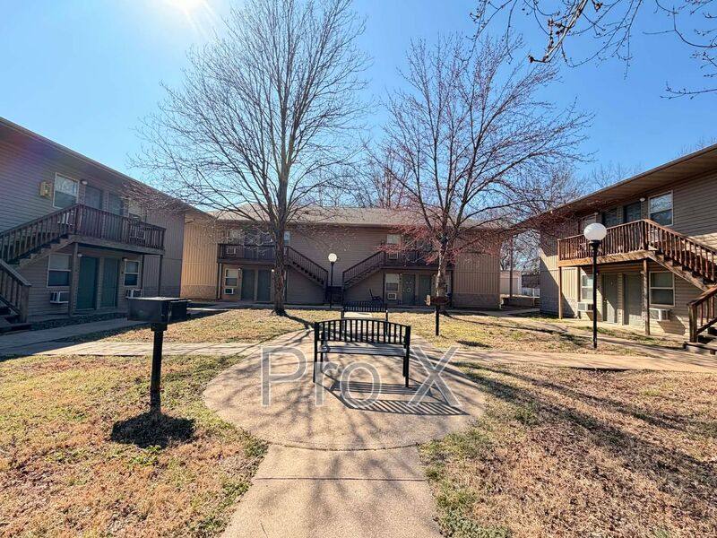 Apartment for rent at 930 N Goetz Blvd #14, Joplin, MO 64801