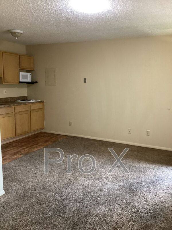 Apartment for rent at 930 N Goetz Blvd #14, Joplin, MO 64801