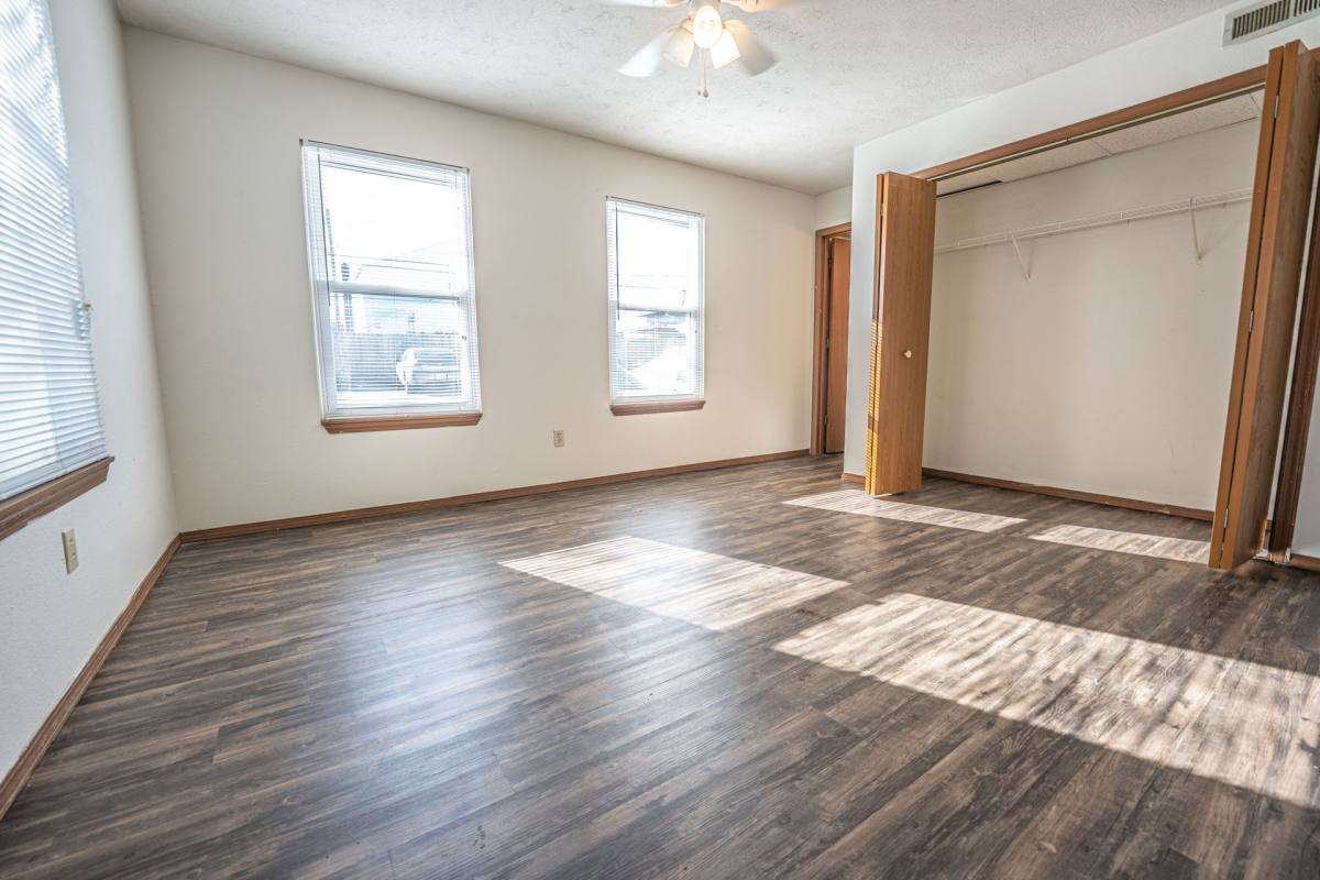 Apartment for rent at 1024 E Walnut St, Springfield, MO 65806